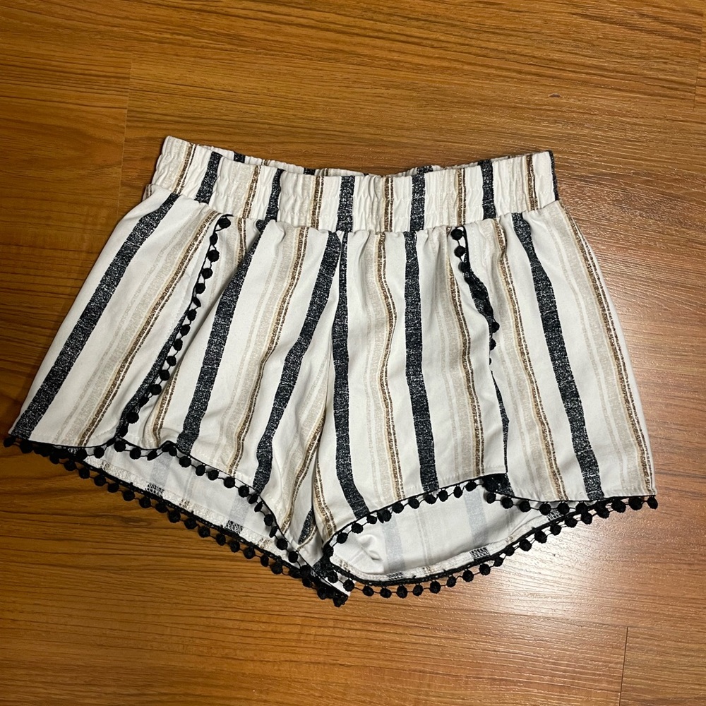 Stripped cotton shorts
